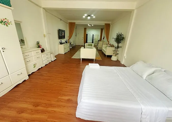 Spacious, Just An 850m Walk To Mrt Rama 9 Station Apartamento